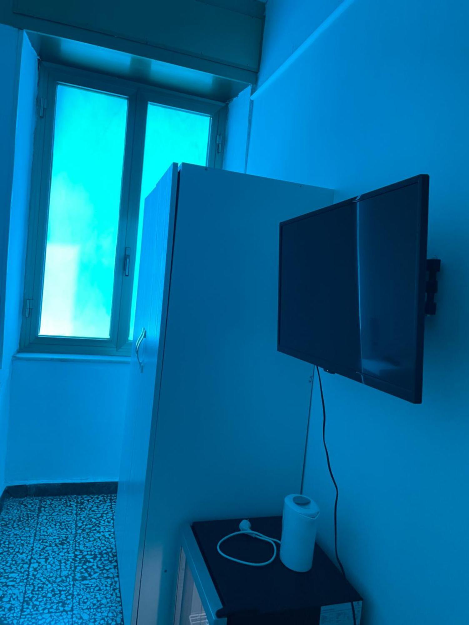Hostel Bb La Fenice Наполи Екстериор снимка